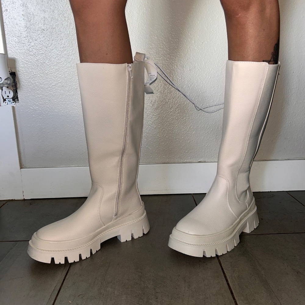 White Faux Leather Chunky Boots - Picture 2 of 9